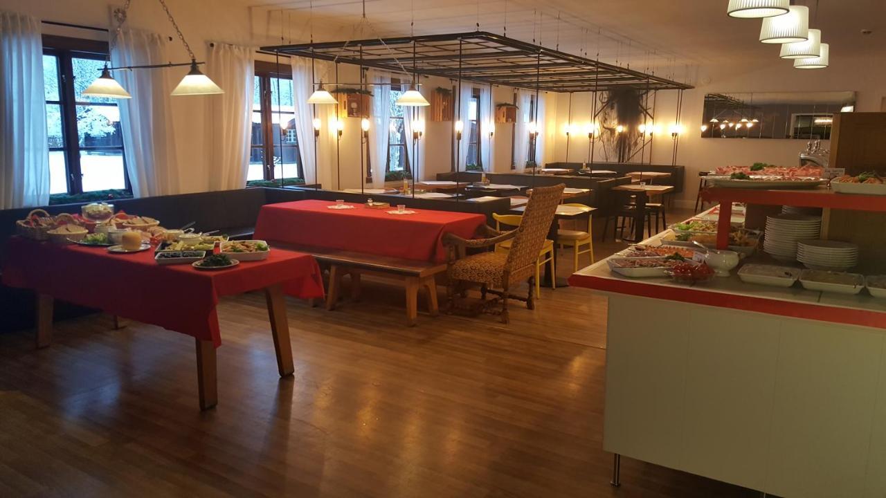 Rada Hotel Hagfors Kültér fotó